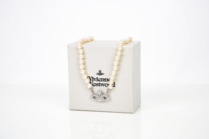 Vivienne Westwood - choker di perle