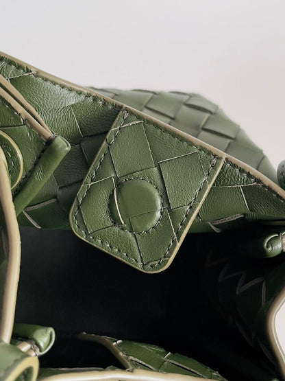 Bottega Veneta - Parachute piccola / pre owned