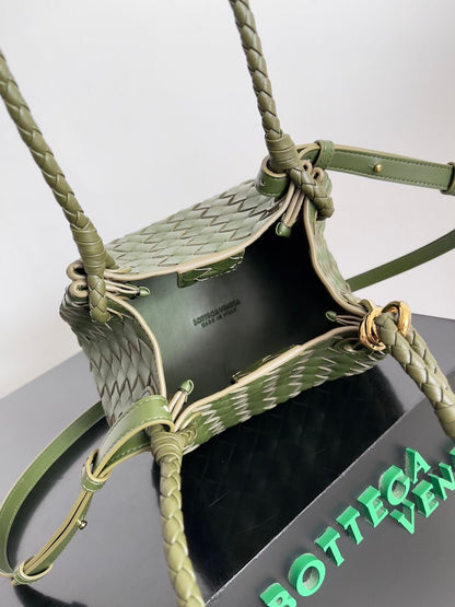 Bottega Veneta - Parachute piccola / pre owned
